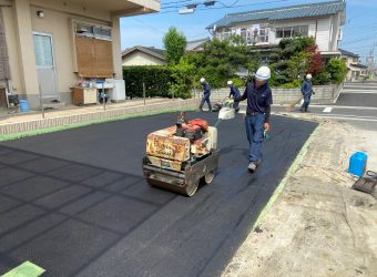 愛知県名古屋市　駐車場舗装工事　エクステリア　