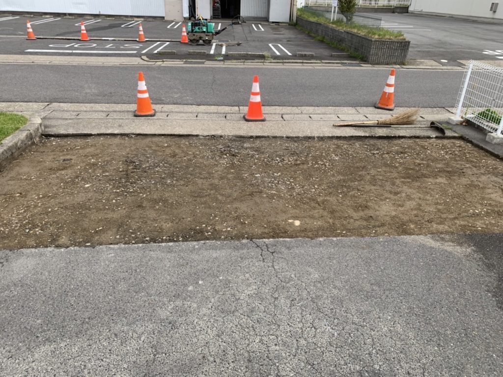 春日井市にて駐車場修繕工事