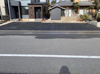 岡崎市にて駐車場の舗装工事を行いました。