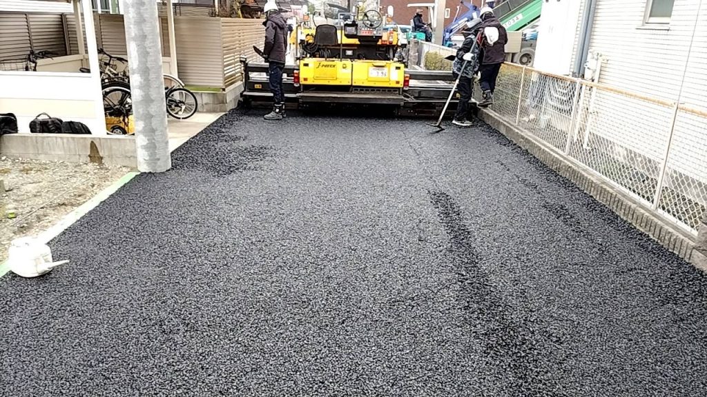 瀬戸市にてコーポ通路の舗装工事を行いました