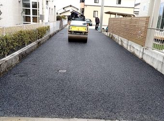 瀬戸市にてコーポ通路の舗装工事を行いました