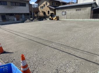 熱田区六番町にて月極駐車場をつくりました